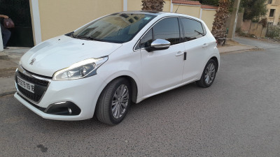 voitures-peugeot-208-2019-allure-facelift-bir-mourad-rais-alger-algerie