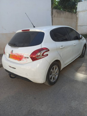 voitures-peugeot-208-2015-access-facelift-ain-naadja-alger-algerie