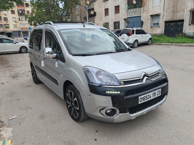 voitures-citroen-berlingo-multispace-2015-attraction-sidi-amar-annaba-algerie