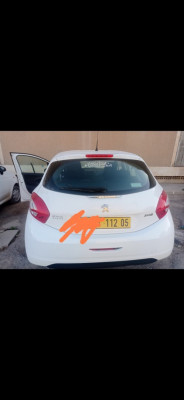 voitures-peugeot-208-2012-active-batna-algerie