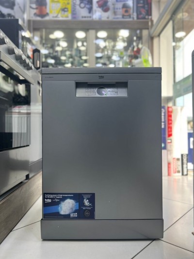 Lave-vaisselle BEKO pose libre (15 couverts, 60 cm) silver