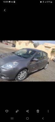 voitures-renault-clio-3-2011-algerie