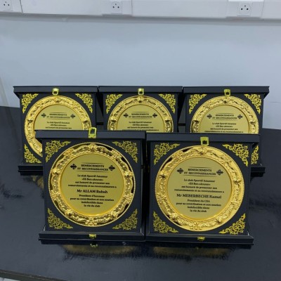 Trophée / Coffret / Médaille / Cadeaux ....