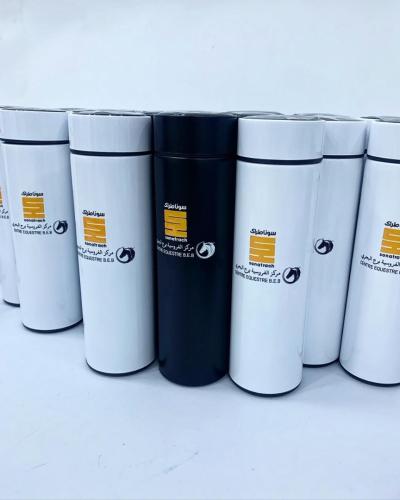 Cadeaux Fin d'année et Objets Publicitaires : Gourde , flash disk , porte clés ...