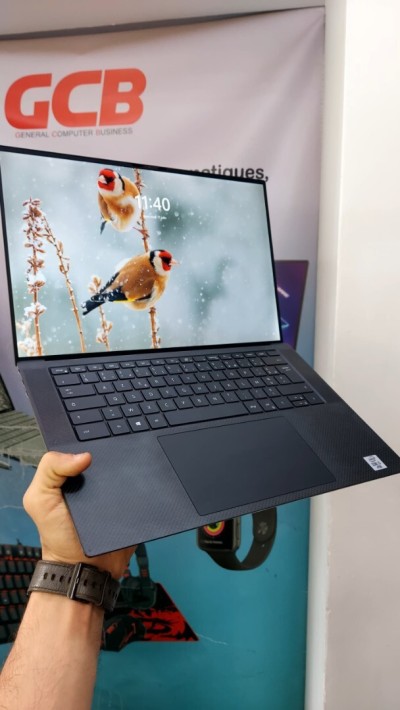 DELL PRECISION 5550 Intel Core i5-10400H 8 Mo. à 4,60 GHz 16GB 512GB SSD 15.6" FULL HD+ NVIDIA T1000