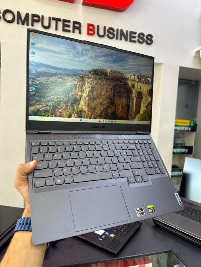 LENOVO LEGION SLIM 7 Pro R9000 Ryzen 7 5800H avec Radeon Vega RAM 16GB DISQUE 512GB SSD RTX 3060