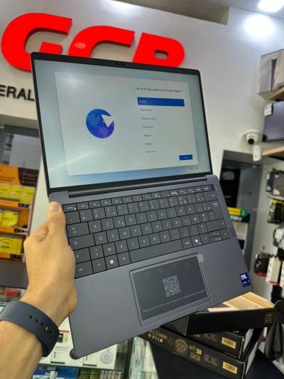 DELL Pro 14 Premuim Intel Ultra 7 266V 12M Cache, à 5,00 GHz 16GB DDR5 512GB SSD FHD+ Intel Arc 8GB