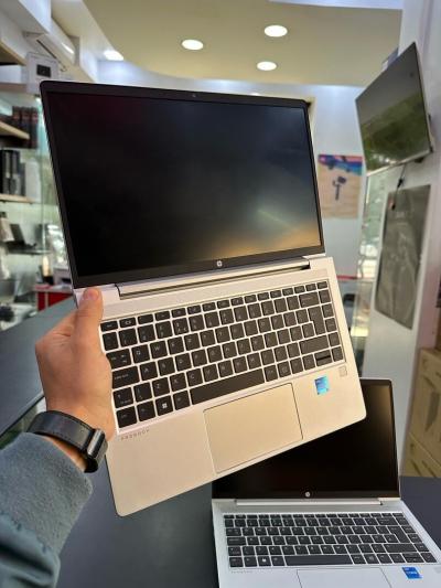 HP PROBOOK 440 G10 Intel Core i5-1335U 12 Mo de cache, jusqu'à 4,60 GHz 16GB 256GB SSD 14" FULL HD 