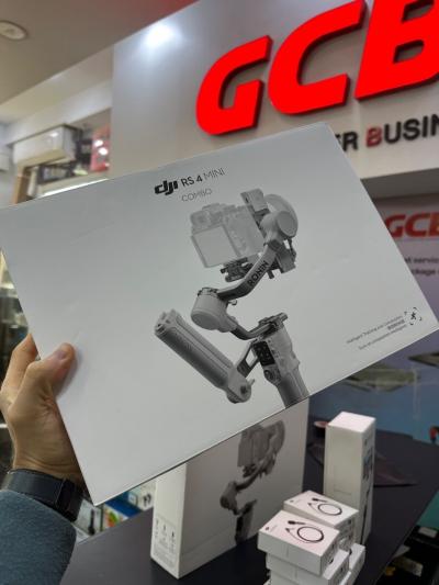 DJI RS4 Mini Combo Stabilisateur Camera DJI RONIN DJI RS 4 Neuf sous emballage