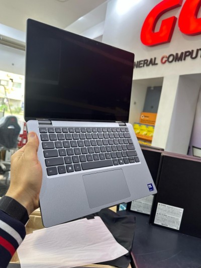 DELL LATITUDE 5350 2in1 Intel Core Ultra 5 135U 12 Mo ,à 4,40 GHz 16GB 512GB SSD 13.3 Full HD Tactil