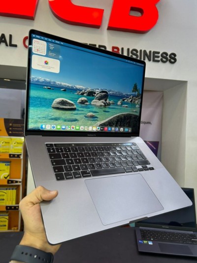 MACBOOK PRO 2019 TOUCHBAR A2141 EMC3347 2019 i9-9880H RAM 16GB 1TB SSD 16" AMD RADEON Pro 5500M