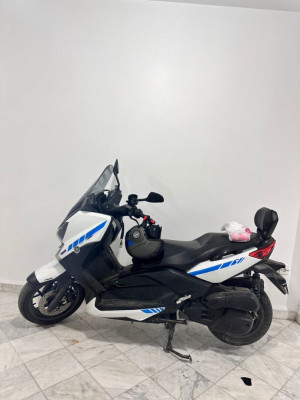 motos-et-scooters-yamaha-x-max-2017-constantine-algerie