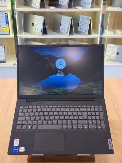 (VENDU) LENOVO V15 G4 RYZEN 7-7730U 16G 1T SSD 15.6'' FHD WINDOWS11