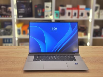 STATION HP ZBOOK STUDIO G10 I9-13900H 32Go DDR51TB NVMe RTX4070 8GB 16" FHD+ IPS WIN11[VENDU]