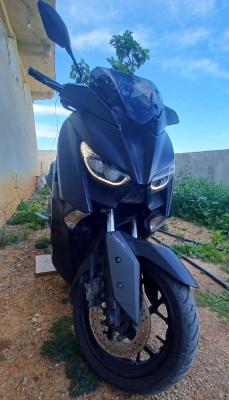 motos-scooters-x-max-yamaha-2018-skikda-algerie