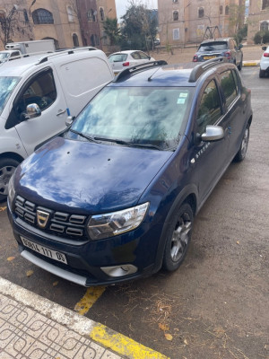 citadine-dacia-sandero-2017-stepway-batna-algerie