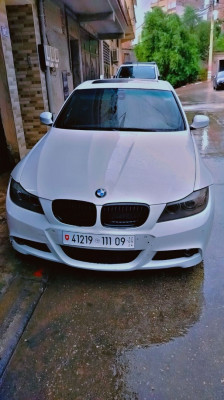 voitures-bmw-serie-3-2011-sport-blida-algerie