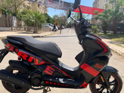 motos-scooters-vms-driver-rr-2024-les-eucalyptus-alger-algerie