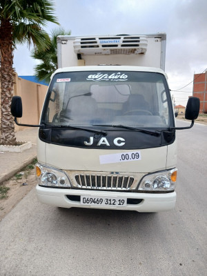 camion-jac-1030-frigou-2012-setif-algerie