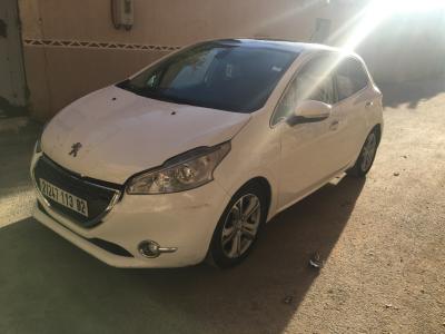 voitures-peugeot-208-2013-algerie