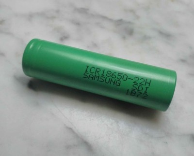 Les piles 18650 lithium-ion rechargeable 