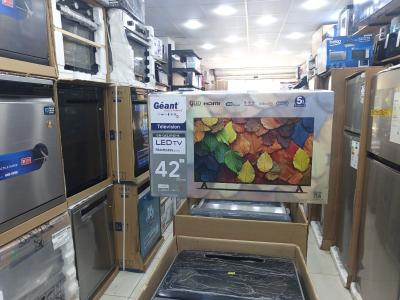 PROMO TV GÉANT 42 QLED TV 5 ANS DE GARANTIE 