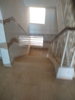 appartement-location-f4-alger-bab-ezzouar-algerie