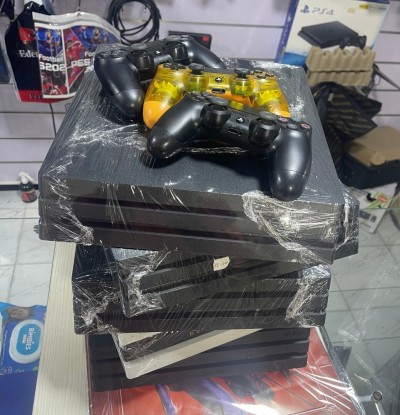 PlayStation 4 / PRO & SLIM / Flashées & Non flashées