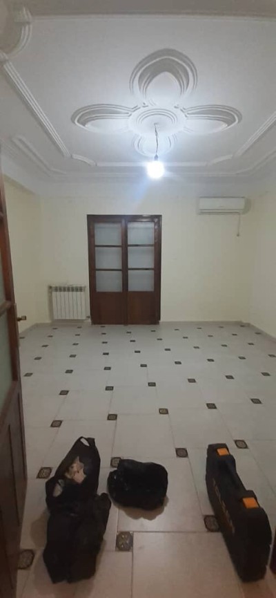 بيع شقة 3 غرف الجزائر بئر خادم