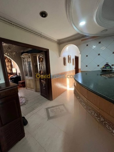 بيع شقة 3 غرف الجزائر القبة