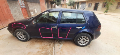 voitures-volkswagen-golf-4-2002-match-tiaret-algerie