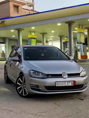 moyenne-berline-volkswagen-golf-7-2017-carat-sidi-mhamed-alger-algerie