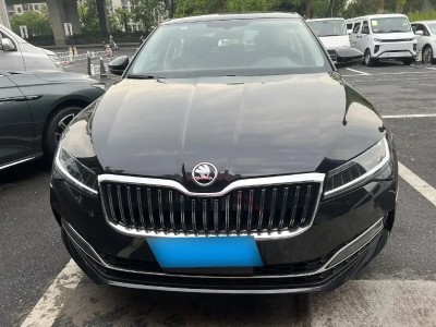 Skoda Superb 2025 Full option