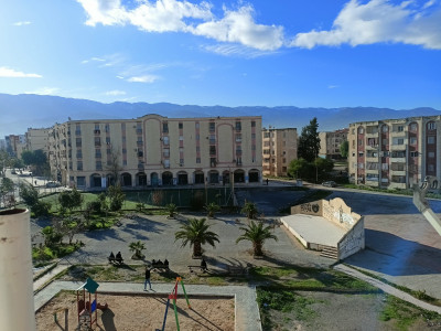 شقة-كراء-3-غرف-البليدة-بني-مراد-الجزائر