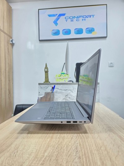 HP ZBOOK POWER 15.6 G10 Ryzen 9 7940HS/780M &  RTX 2000 ADA 8GB 64GB RAM/1TB SSD 