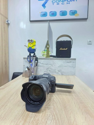 Canon EOS R8 + Objectif Sigma 17-50mm f/2.8