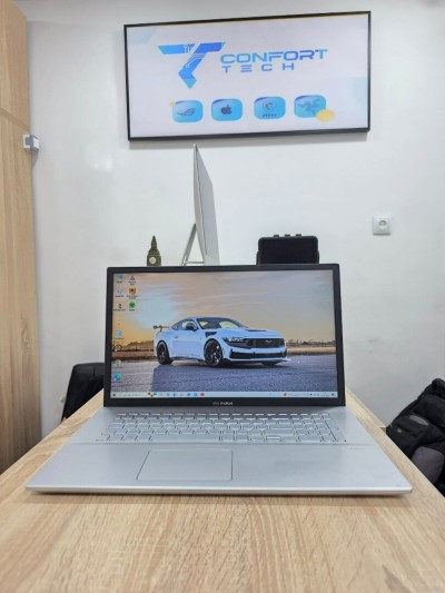 ASUS VivoBook 17 Ryzen 7 3700U 12GB /512GB