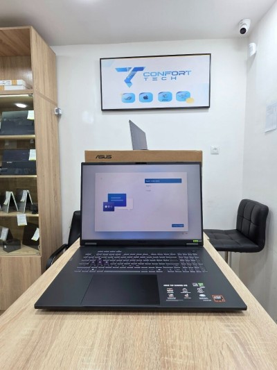 ASUS TUF A18  RYZEN 7 260  & RTX 5070