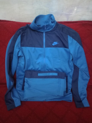 Ouedkniss survetement nike original hotsell