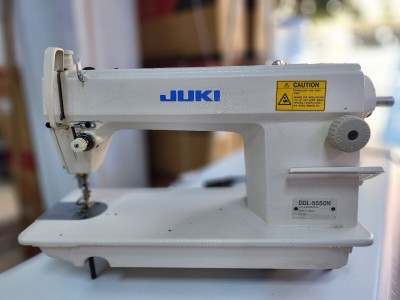 Machine a coudr Juki