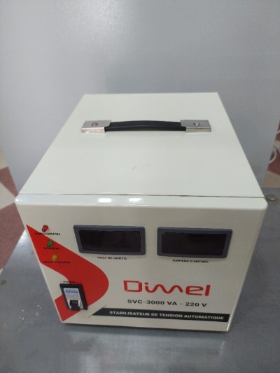 STABILISATEUR DE TENSION 