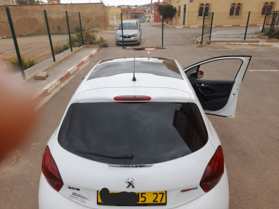 citadine-peugeot-208-2015-allure-facelift-sidi-ali-mostaganem-algerie