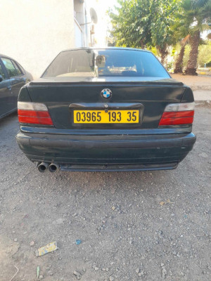 voitures-bmw-serie-3-1993-boumerdes-algerie