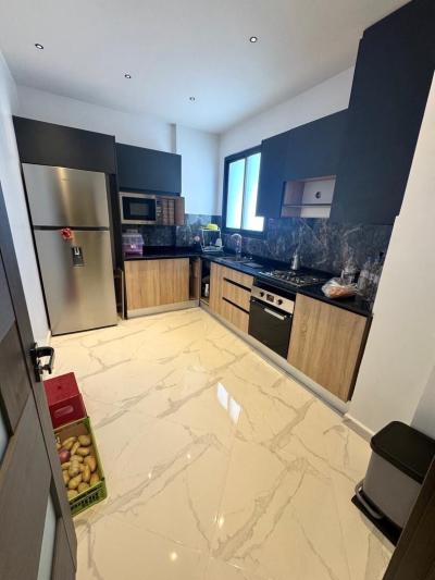 بيع شقة 3 غرف وهران بئر الجير