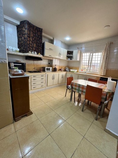 بيع شقة 3 غرف وهران بئر الجير