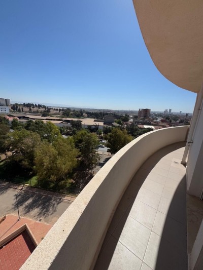 بيع شقة 3 غرف وهران بئر الجير