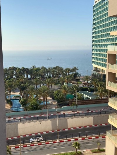 بيع شقة 4 غرف وهران بئر الجير