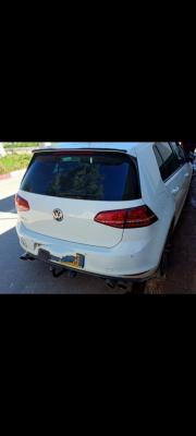 moyenne-berline-volkswagen-golf-7-2014-gtd-sidi-bel-abbes-algerie