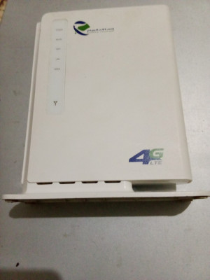 شبكة-و-اتصال-modem-4g-e5172-الجزائر-وسط