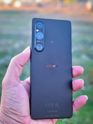 smartphones-sony-xperia-1-v-emir-abdelkader-jijel-algerie